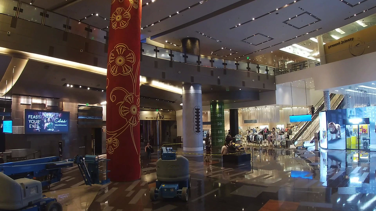Aria resort wrapped interior columns